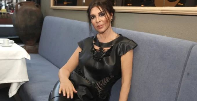 ÜNLÜ OYUNCU NEBAHAT ÇEHRE’YE KALP STENTİ TAKILDI