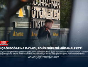 BIÇAĞI BOĞAZINA DAYADI, POLİS EKİPLERİ MÜDAHALE ETTİ