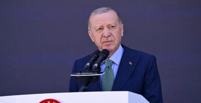CUMHURBAŞKANI ERDOĞAN: “EKONOMİDE DENGELİ BÜYÜME HEDEFİYLE KAPSAMLI BİR PROGRAM YÜRÜTÜYORUZ”