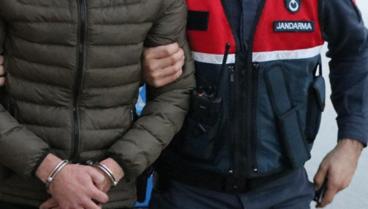 EREĞLİ’DE OKUL ÖNLERİNDE UYUŞTURUCU SATAN 2 KİŞİ YAKALANDI