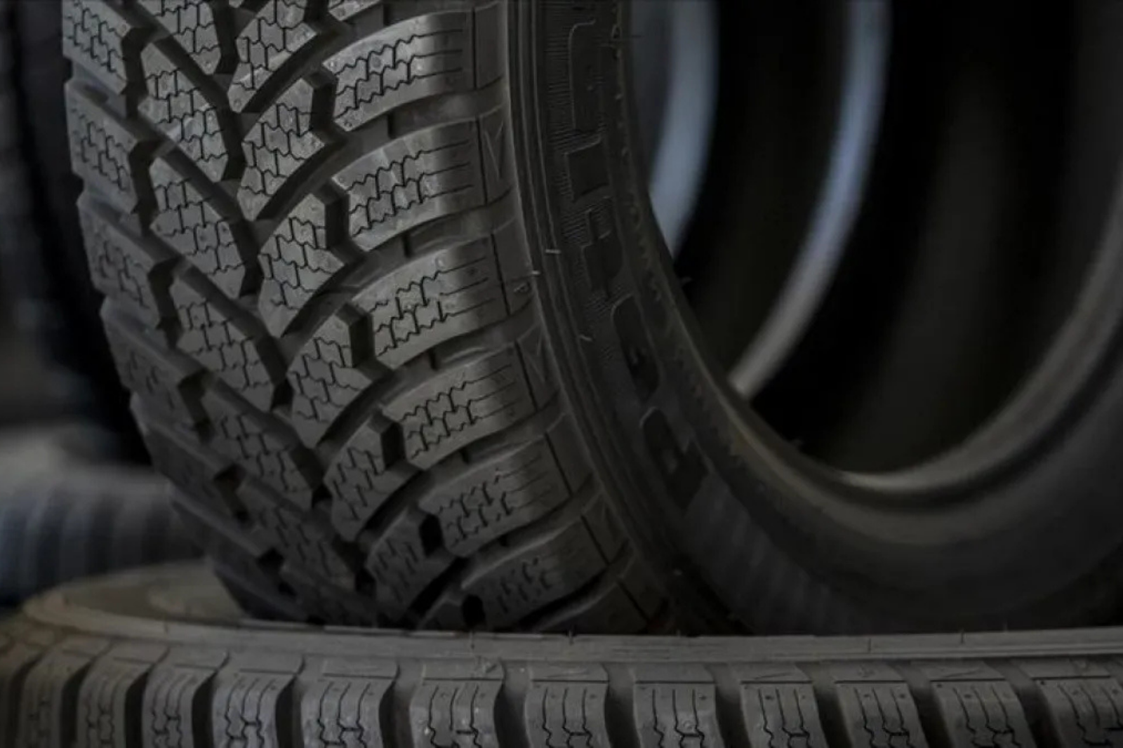 ZORUNLU KIŞ LASTİĞİ UYGULAMASI YARIN BAŞLIYOR