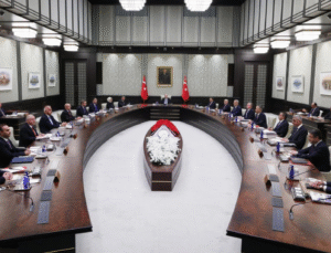 CUMHURBAŞKANLIĞI KABİNESİ YOĞUN GÜNDEMLE TOPLANIYOR