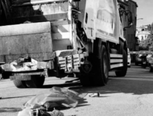 EREĞLİ’DE ÇÖP KAMYONUNUN ÇARPTIĞI KADIN YAŞAMINI YİTİRDİ