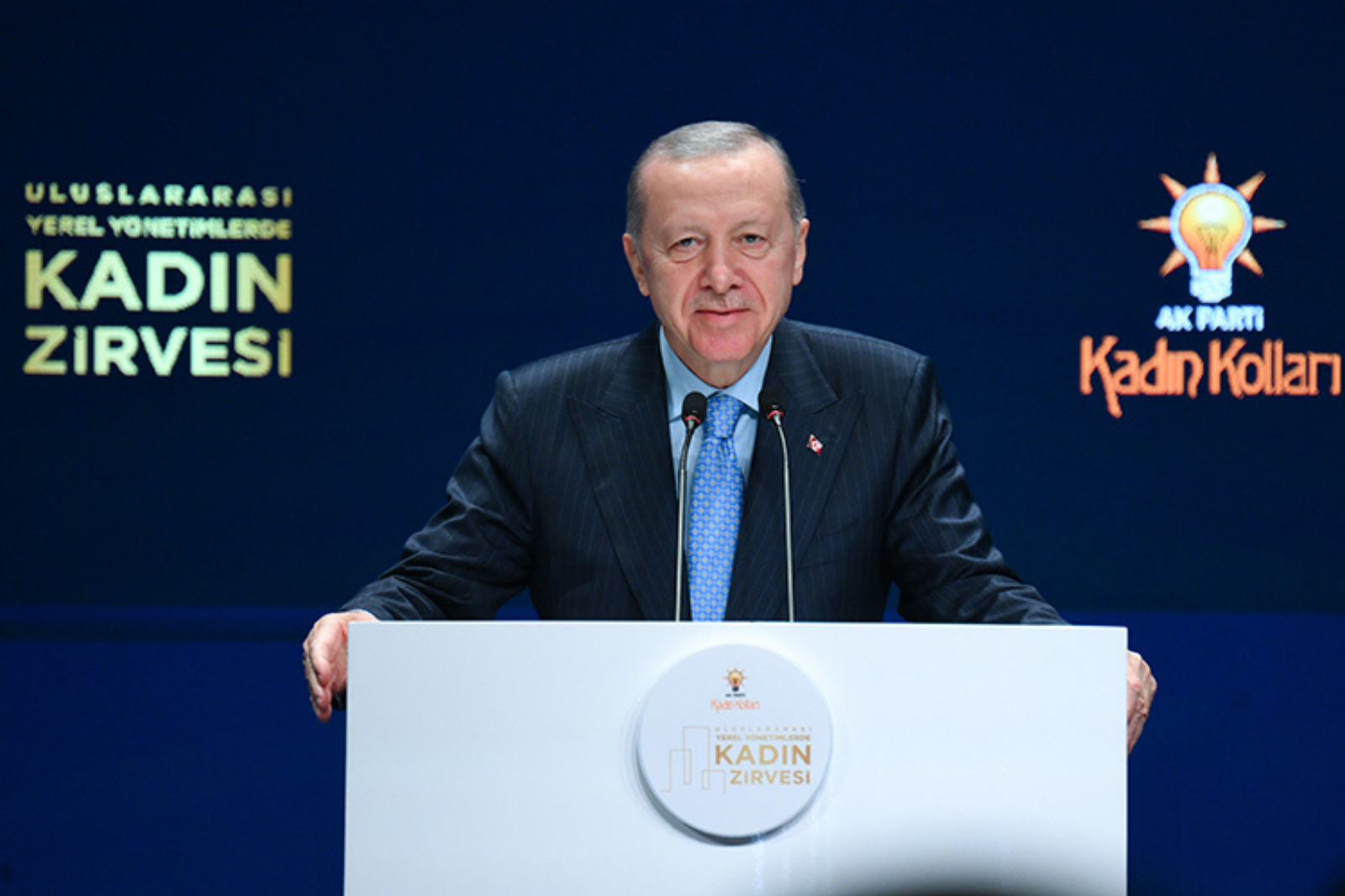 CUMHURBAŞKANI ERDOĞAN: “KADINLAR YEREL YÖNETİMLERİN ANA UNSURUDUR”