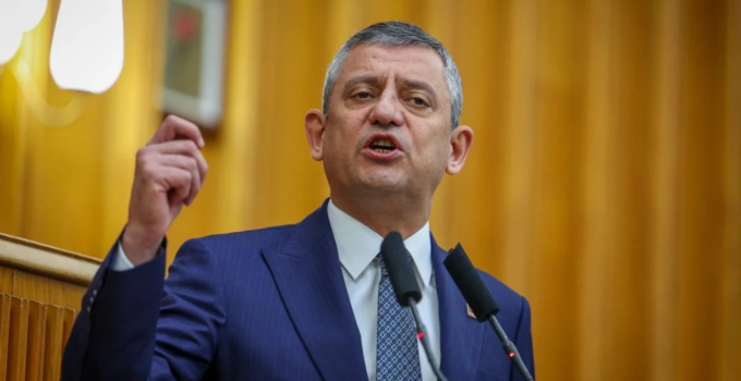 ÖZGÜR ÖZEL: “2026 GEÇİM DEĞİL, SEÇİM YILIDIR”