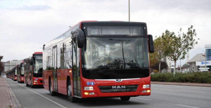 KONYA BÜYÜKŞEHİR BELEDİYESİ TOPLU ULAŞIM FİLOSUNU 100 YENİ OTOBÜSLE GÜÇLENDİRİYOR