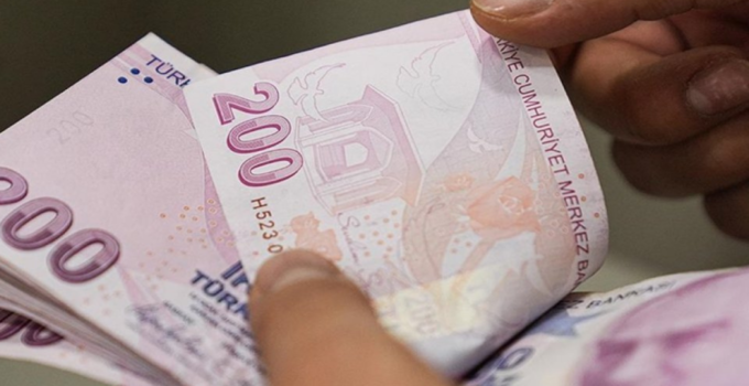 EN DÜŞÜK EMEKLİ MAAŞI DÜZENLEMESİ KOMİSYON’DAN GEÇTİ