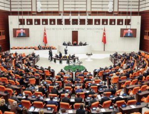 TBMM’YE 12 DOKUNULMAZLIK DOSYASI SEVK EDİLDİ