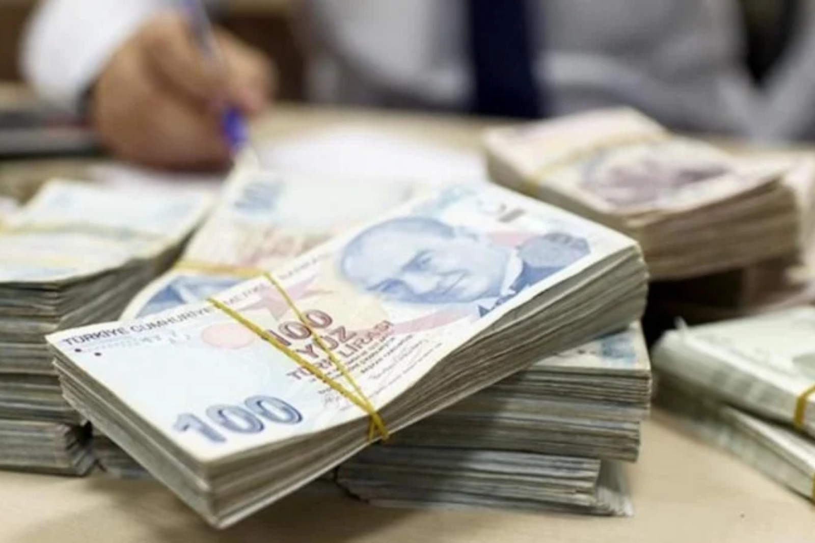 SİYASİ PARTİLERİN 2026’DA ALACAĞI HAZİNE YARDIMLARI BELLİ OLDU