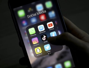 TÜRKİYE’DE 15 YAŞ ALTINA SOSYAL MEDYA YASAĞI GELİYOR