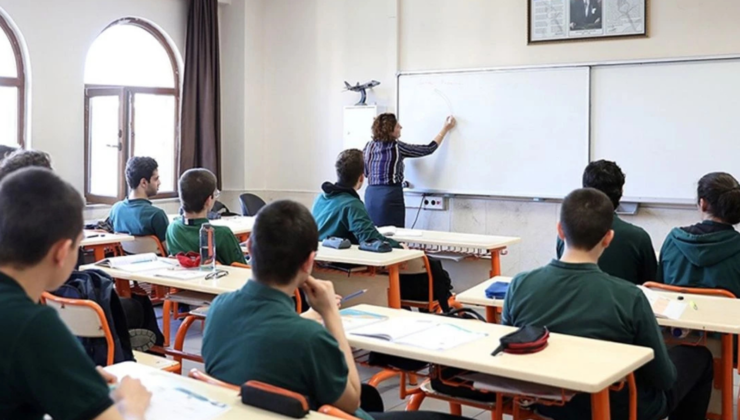 ÖĞRETMENLERİN YER DEĞİŞTİRME TAKVİMİ AÇIKLANDI