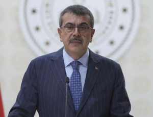 BAKAN TEKİN: “KADEME GEÇİŞLERİNDE DEĞİŞİKLİK GÜNDEMDE YOK”