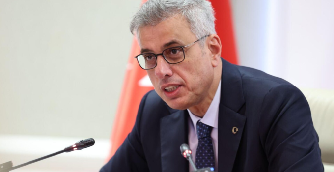 KAPALI ALANLARDA SİGARA VE ŞEKERE YENİ DÜZENLEME GELİYOR