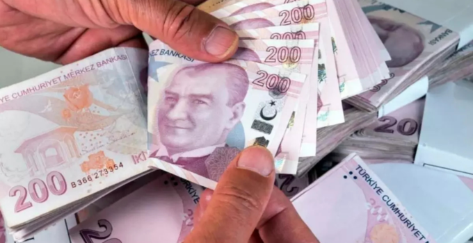 EN DÜŞÜK EMEKLİ AYLIĞI 20 BİN TL OLDU