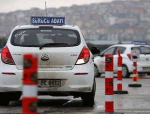 EHLİYET SINAVLARINDA YENİ DÖNEM: DİREKSİYON SINAVLARI KAMERAYLA KAYIT ALTINA ALINABİLİR