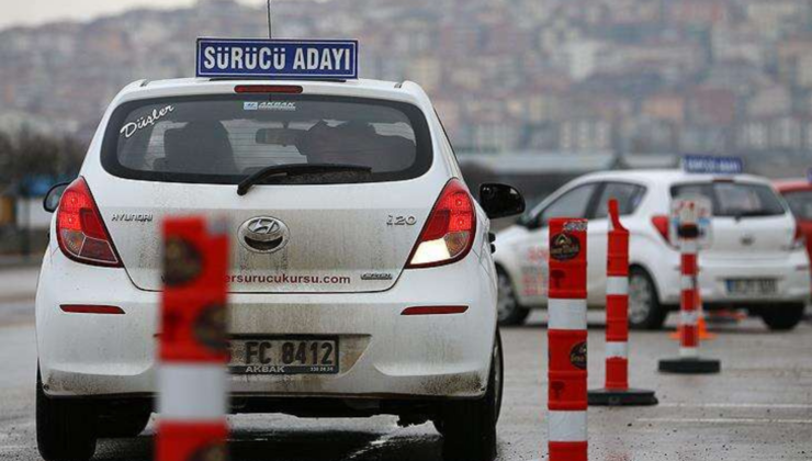 EHLİYET SINAVLARINDA YENİ DÖNEM: DİREKSİYON SINAVLARI KAMERAYLA KAYIT ALTINA ALINABİLİR
