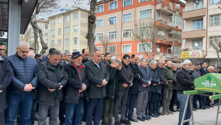 MHP CAMİASININ ACI GÜNÜ: KALAYCI’NIN KAYINPEDERİ SON YOLCULUĞUNA UĞURLANDI