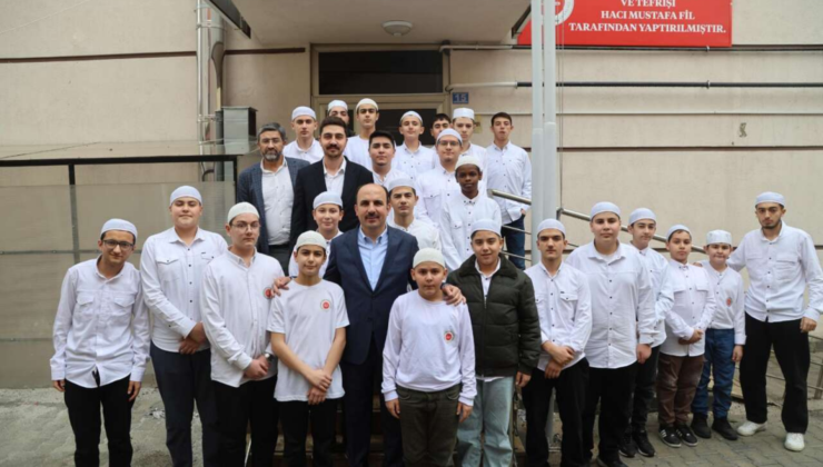 KONYA BÜYÜKŞEHİR’DEN HAFIZ ADAYLARINA AYLIK 2 BİN TL DESTEK