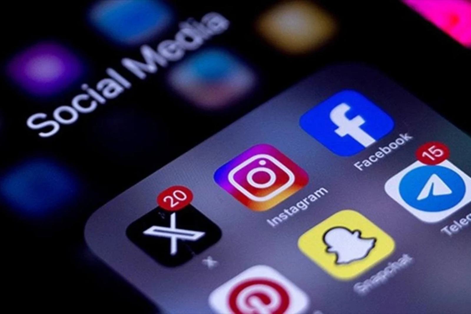 TÜRKİYE’DE SOSYAL MEDYA DEVLERİNE İNCELEME