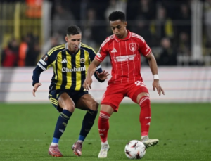 FENERBAHÇE, NOTTINGHAM FOREST’A 3-0 MAĞLUP OLDU