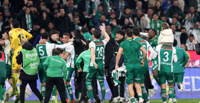 KONYASPOR’A FIFA’DAN ŞOK: TRANSFER TAHTASI KAPATILDI