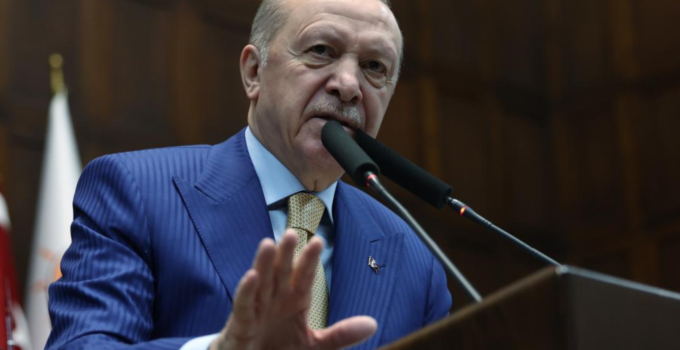 CUMHURBAŞKANI ERDOĞAN’DAN SERT ÇIKIŞ: “LAİKLİK KAVRAMININ ARKASINA SAKLANMAKTAN VAZGEÇİN”