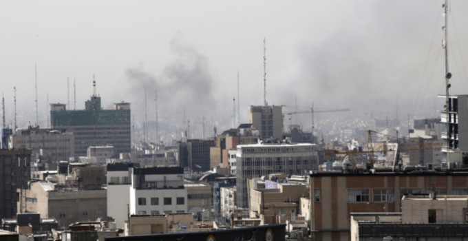 ABD VE İSRAİL İRAN’A SALDIRI BAŞLATTI