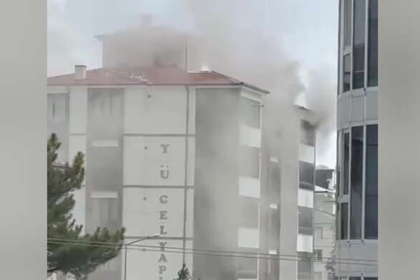 EREĞLİ’DE KORKUTAN APARTMAN YANGINI