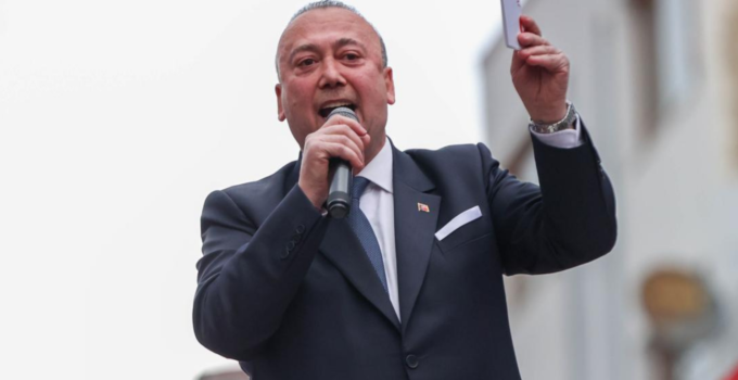 UŞAK BELEDİYE BAŞKANI ÖZKAN YALIM’A RÜŞVET VE YOLSUZLUK OPERASYONU