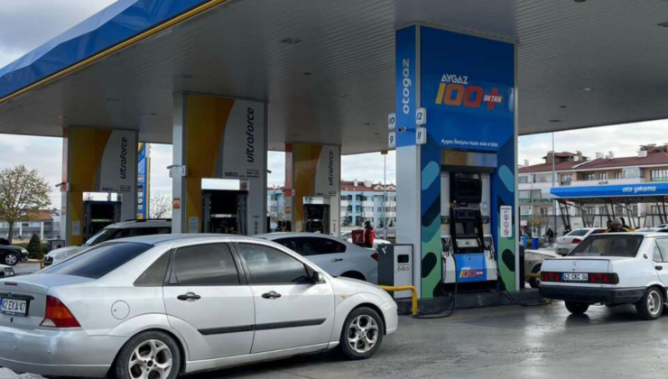 BENZİNE BU GECE ZAM GELİYOR: EŞEL MOBİL SİSTEMİ DEVREDE