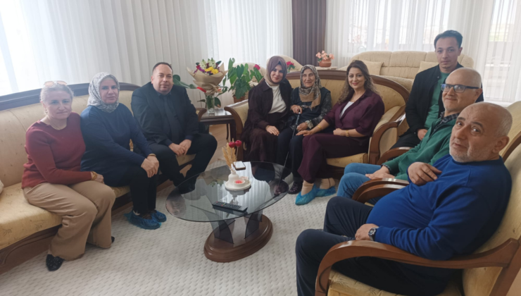 EREĞLİ İLÇE SAĞLIK MÜDÜRÜ DR. İSMAİL YAVUZ’DAN HUZUREVİNE ANLAMLI ZİYARET