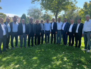 EREĞLİ MUHTARLARINDAN “İL OLMA” ÖNERGESİNE TAM DESTEK: “BU SÜREÇ SİYASET ÜSTÜDÜR”