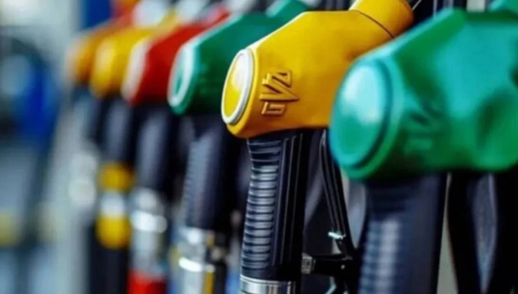 AKARYAKITA BÜYÜK ZAM: MOTORİN VE BENZİN FİYATLARI YÜKSELDİ
