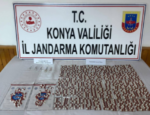 JANDARMA’DAN ZEHİR TACİRLERİNE DARBE: EREĞLİ’DE 1014 ADET UYUŞTURUCU HAP ELE GEÇİRİLDİ