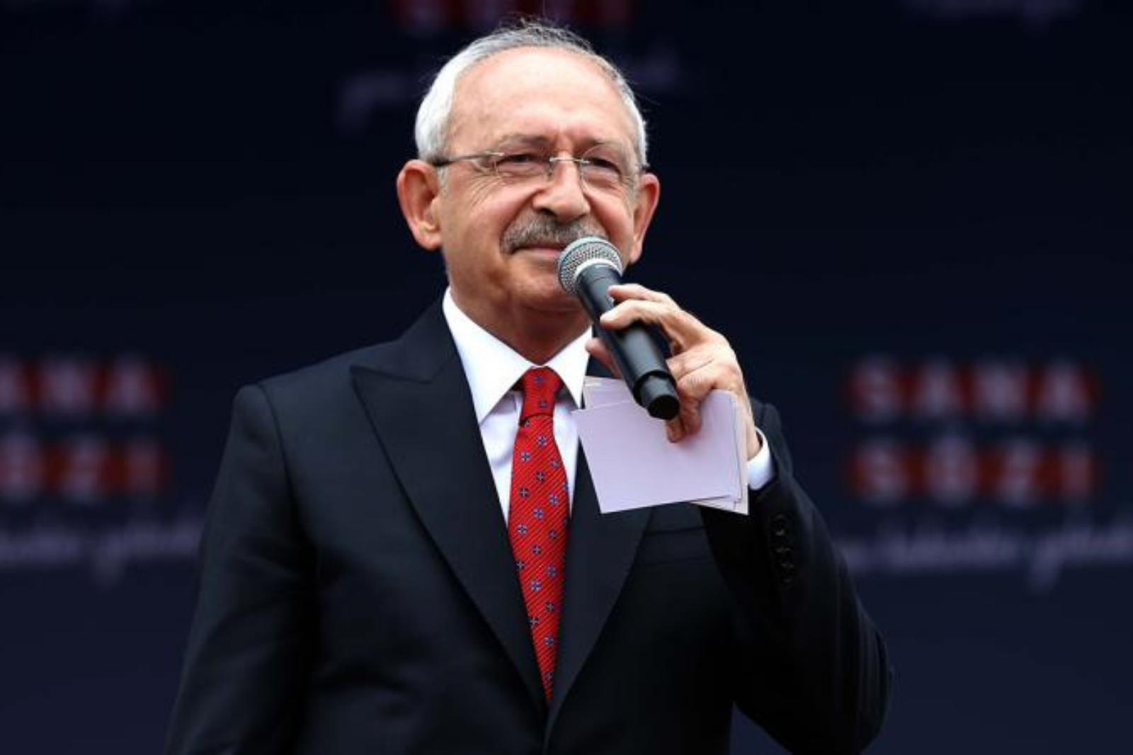 KILIÇDAROĞLU’NUN PROGRAMI NETLEŞTİ: BAYRAMIN İKİNCİ GÜNÜ GENEL MERKEZDE BAYRAMLAŞACAK