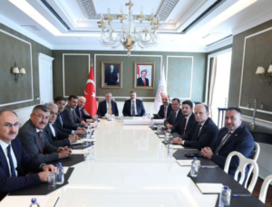KONYA’NIN GENÇLİK VE SPOR YATIRIMLARI ANKARA’DA MASAYA YATIRILDI