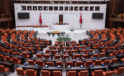 TBMM’DE SANDALYE DAĞILIMI DEĞİŞTİ: CHP 44 MİLLETVEKİLİNE DÜŞTÜ