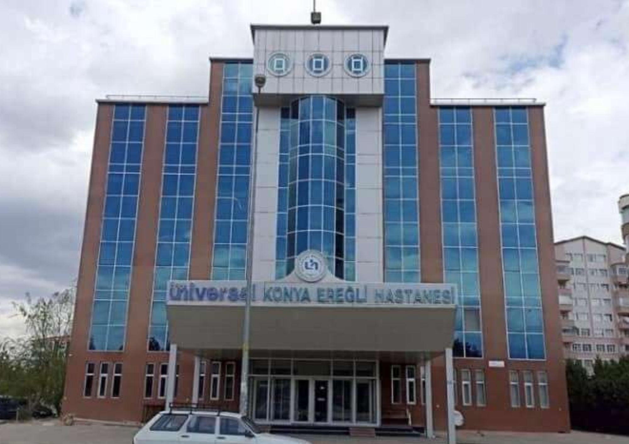 EREĞLİ’DE BİR DÖNEM ŞİFA DAĞITAN ÖZEL HASTANE BİNASI 150 MİLYON TL’YE SATILIĞA ÇIKARILDI