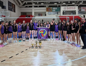EREĞLİ SÜMER SPOR KULÜBÜ MARMARİS’TEN KUPALARLA DÖNÜYOR