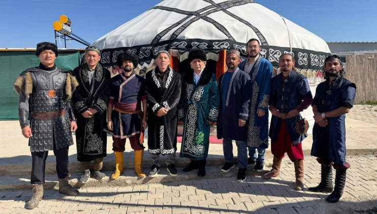EREĞLİ KAYMAKAMI FATİH GENEL ULUKIŞLA’NIN ALTAY KÖYÜ’NDE KAZAK TÜRKLERİYLE BULUŞTU