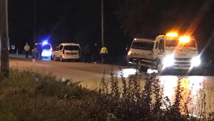 EREĞLİ’DE TIR’IN ÇARPTIĞI OTOMOBİL ŞARAMPOLE DEVRİLDİ