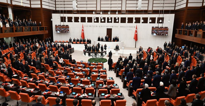 TBMM 28. DÖNEM 5. YASAMA YILI BUGÜN BAŞLIYOR: MASADA KRİTİK BAŞLIKLAR VAR