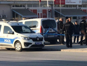 EREĞLİ’DE SABAH SAATLERİNDE ACI OLAY: KALDIRIMDA HAREKETSİZ YATAN ŞAHIS ÖLÜ BULUNDU