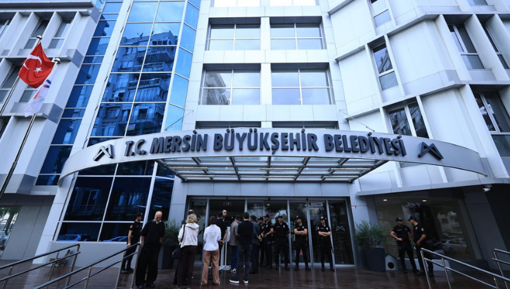 MERSİN’DE 3 BELEDİYEYE YOLSUZLUK OPERASYONU: VAHAP SEÇER VE 2 BELEDİYE BAŞKANI GÖZALTINDA