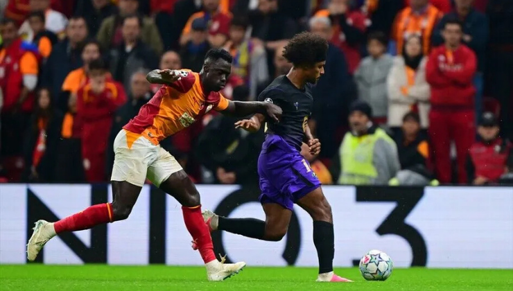 GALATASARAY BARCELONA’YA 4-1 YENİLDİ